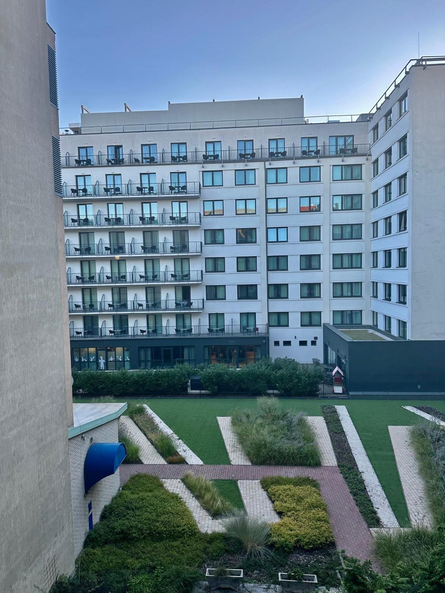 Wonder Deer Luxury Apartment At The Opera Self Check-In 布达佩斯 外观 照片