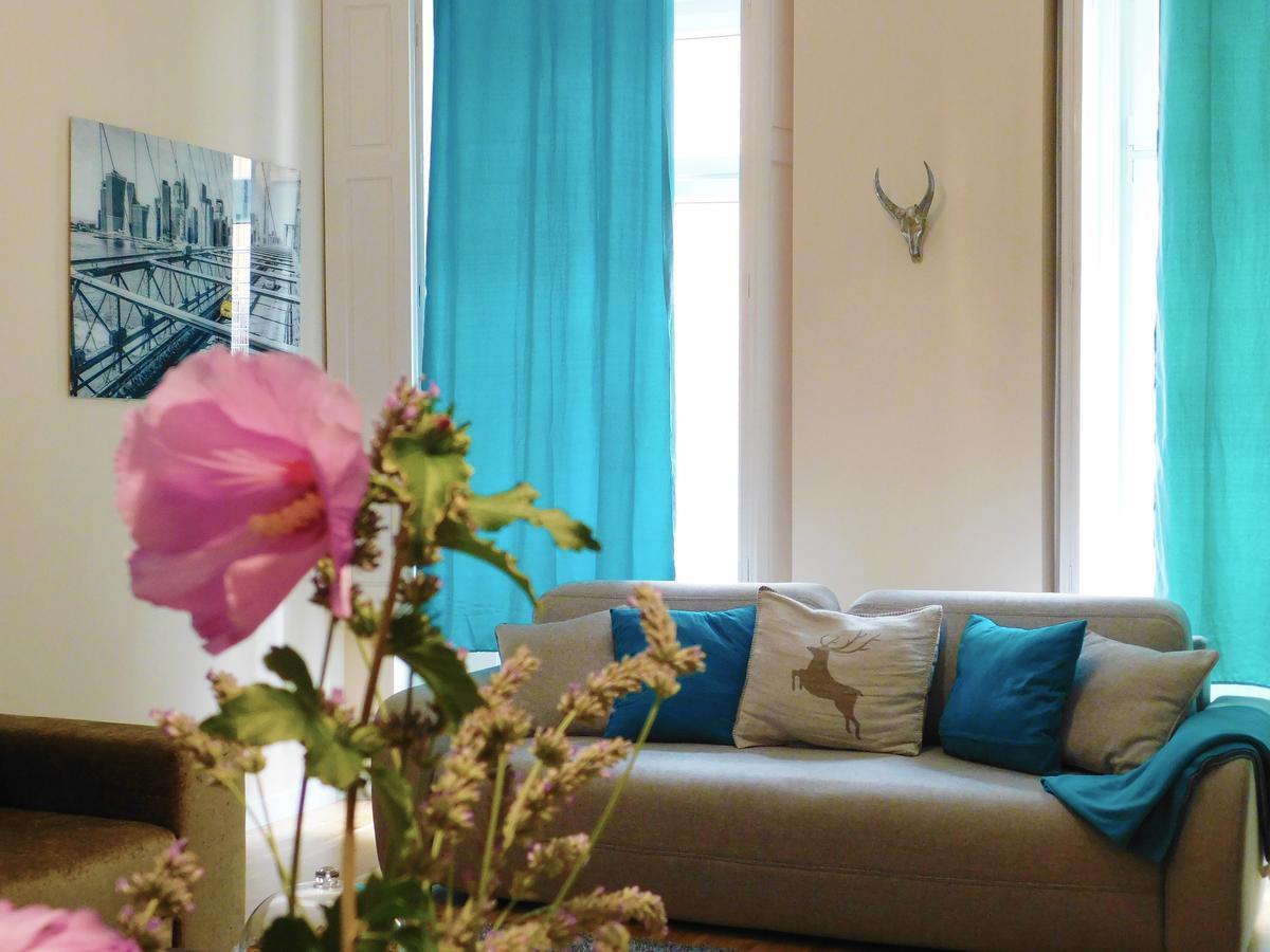 Wonder Deer Luxury Apartment At The Opera Self Check-In 布达佩斯 外观 照片